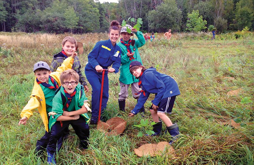 Canadian scouts with yd7610 volunteer